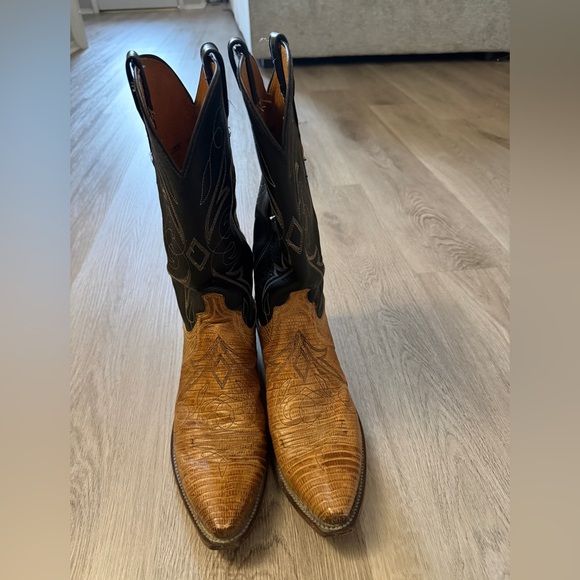 Lucchese Black and Tan 1883 Cowboy Boots - Picture 7 of 14